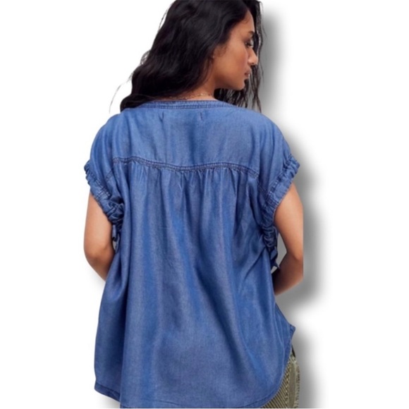 NWT We The Free Summer Love Top - Indigo - Size Small Oversized - Picture 3 of 17